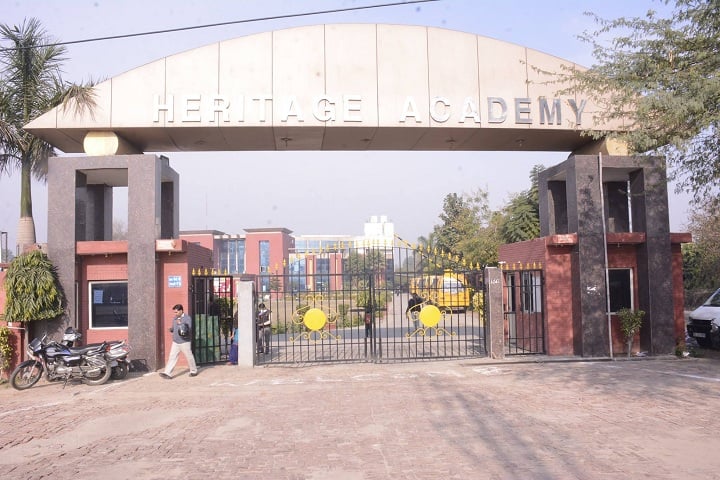 Heritage Academy-Campus-View entrance