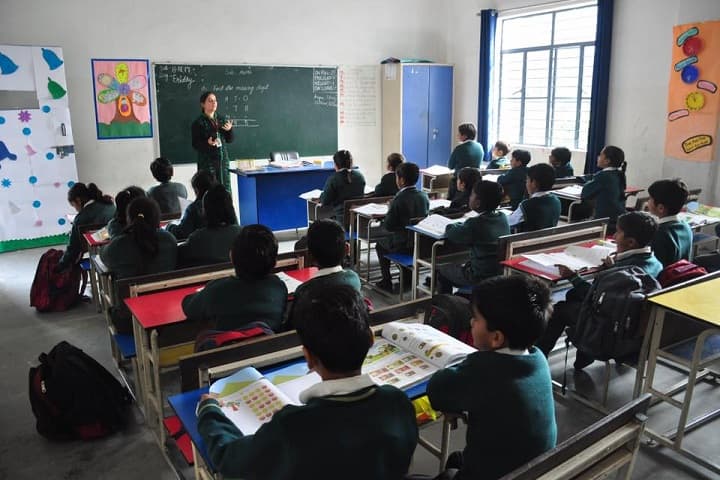 Highland Hall Convent School-Classroom
