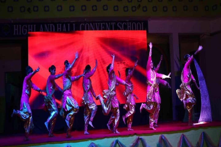 Highland Hall Convent School-Events dance