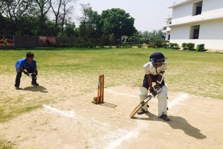 Highland Hall Convent School-Sports cricket