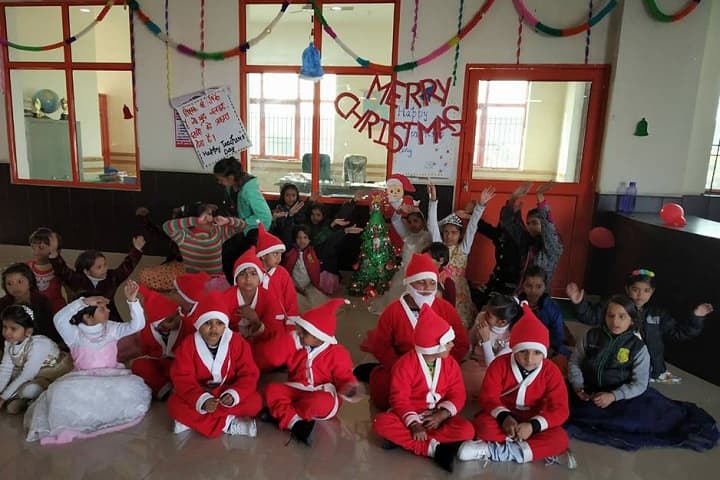 Holy Child Academy-Christmas Celebrations