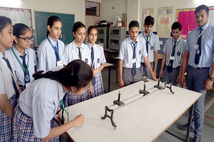 Holy Public School-Physics Lab