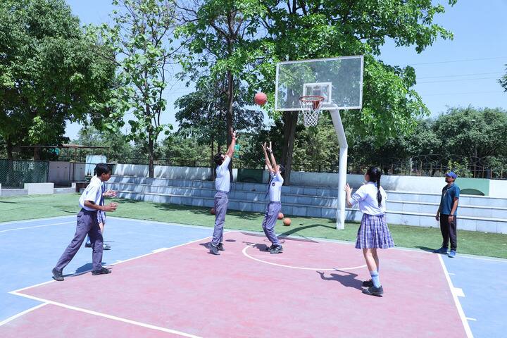 Holy Public School-Sports