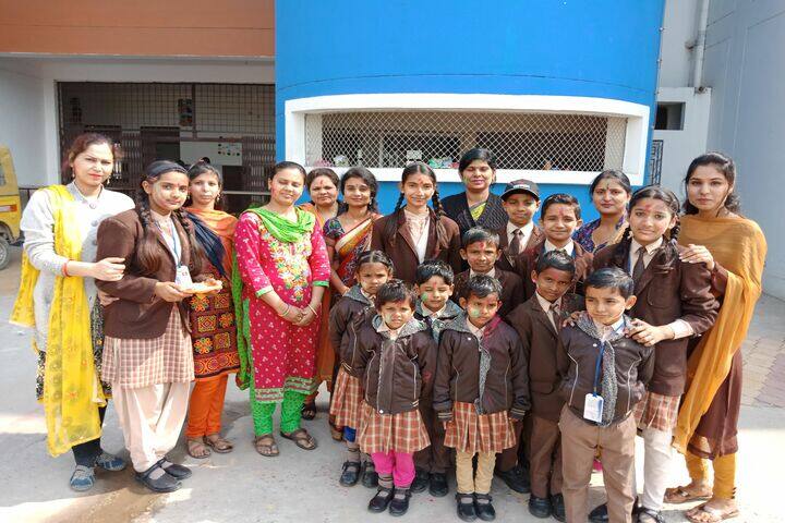 I G Public School-Holi