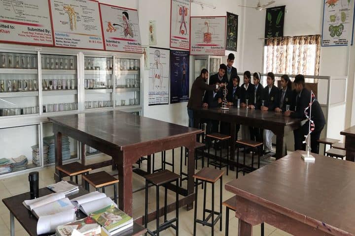Imperial International School-Biology-Lab