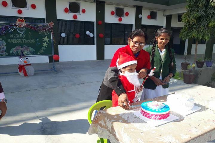 Indra Memorial Public School-Christmas-Celebration