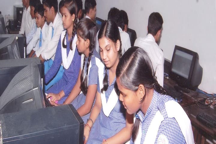 Ingraham Institute English School-Computer Lab
