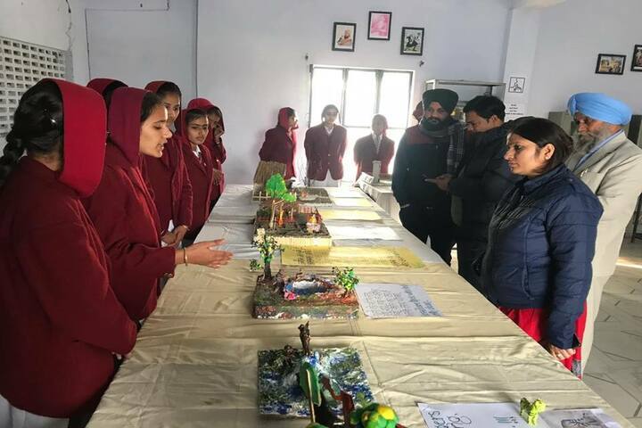 Isher Academy-Science Exhibition