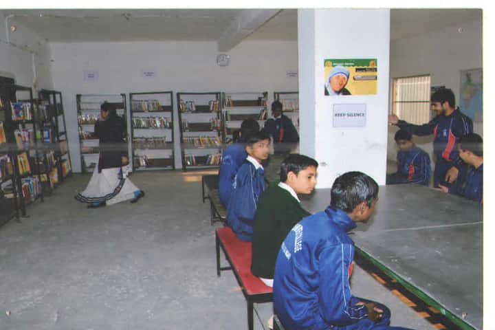 Ishwar Chand Inter College-Library