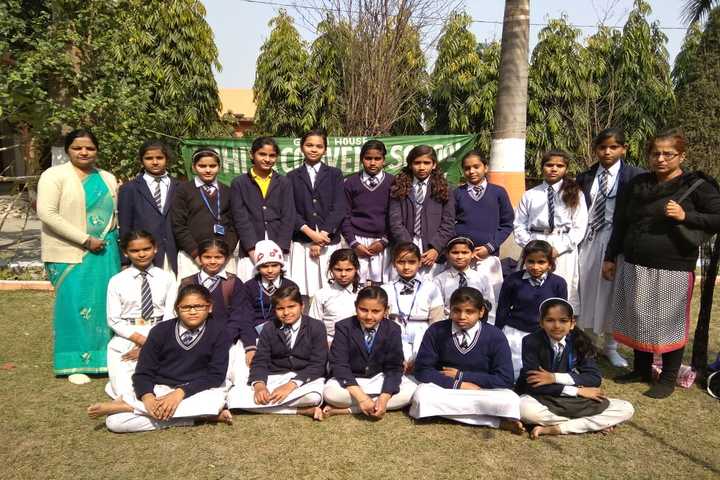 J K E T Convent School-Group Photo