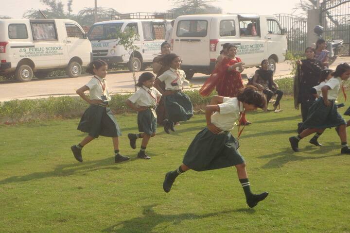 J S Public School-Games