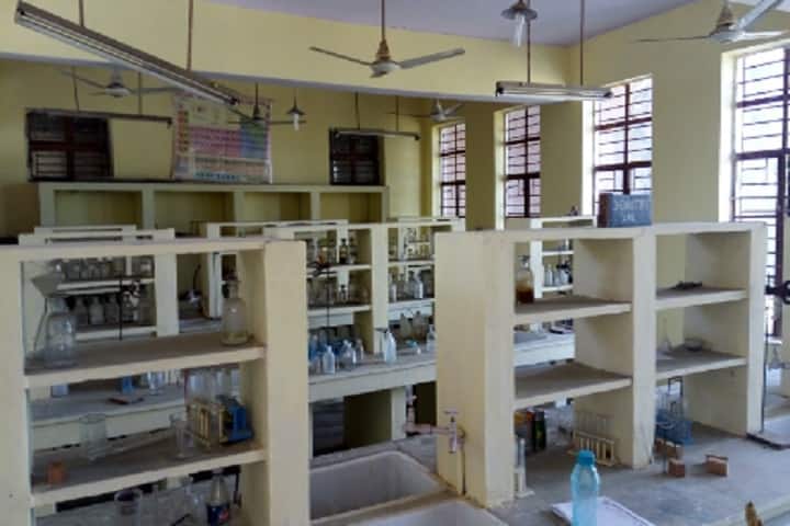 Jawahar Navodaya Vidyalaya-Chemistry Lab