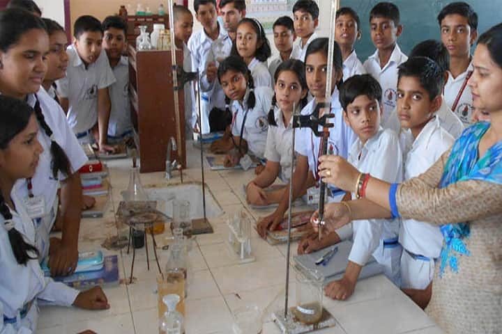 Jaypee Vidya Mandir-Laboratory