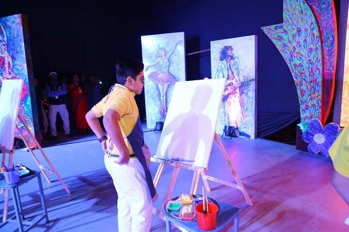 Jingle Bells Public School-Art