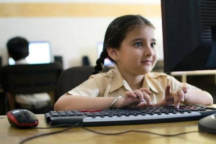 JKG International School-Computer Lab
