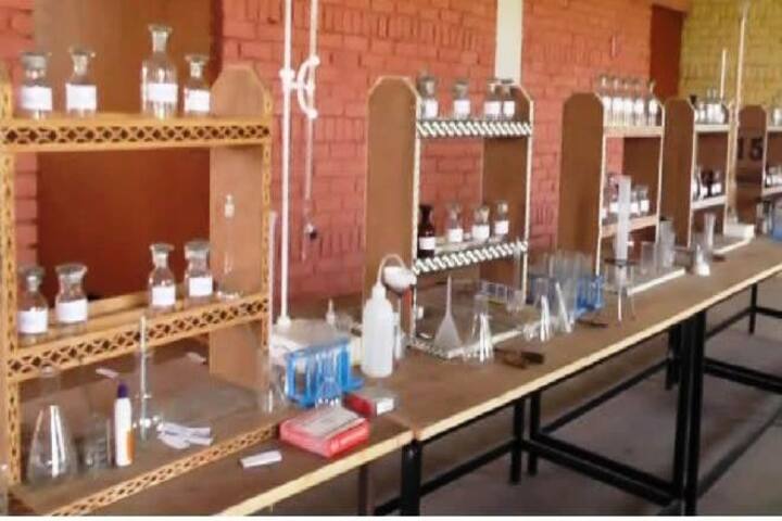 Jp-Sd International School-Science Lab