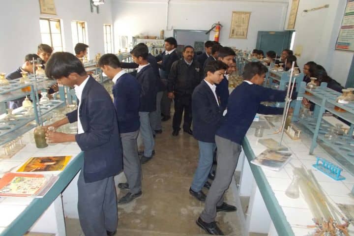Jugal Devi Saraswati Vidya Mandir-Science Lab