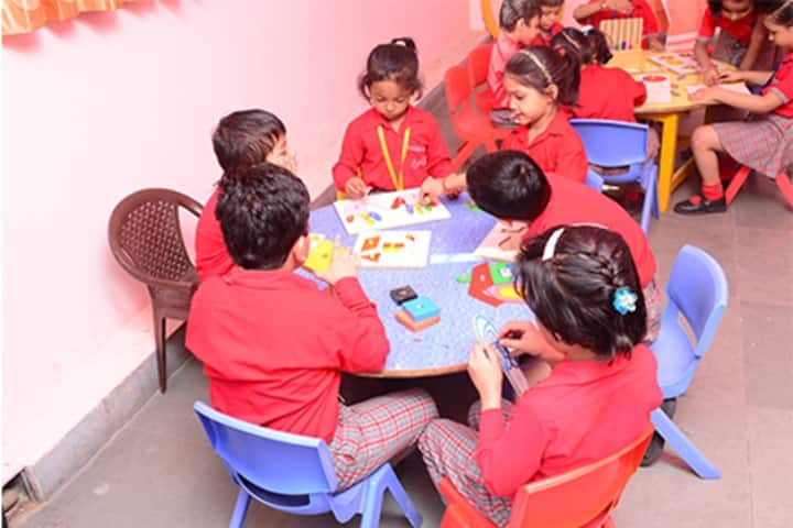 K D B Public School-Artroom