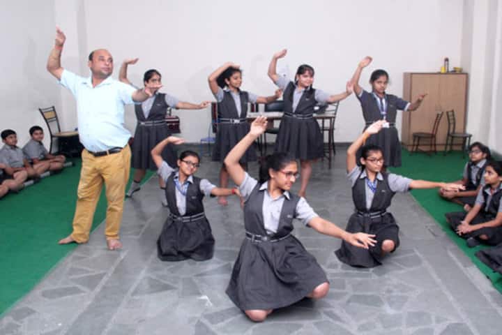 K L International School-Dance Room