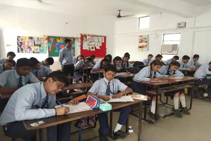 K T Public School-Classroom View