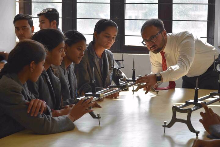 K. L. G. Public School-Physics Lab
