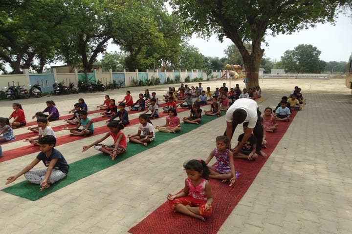 Kaushambi Public School-Yoga