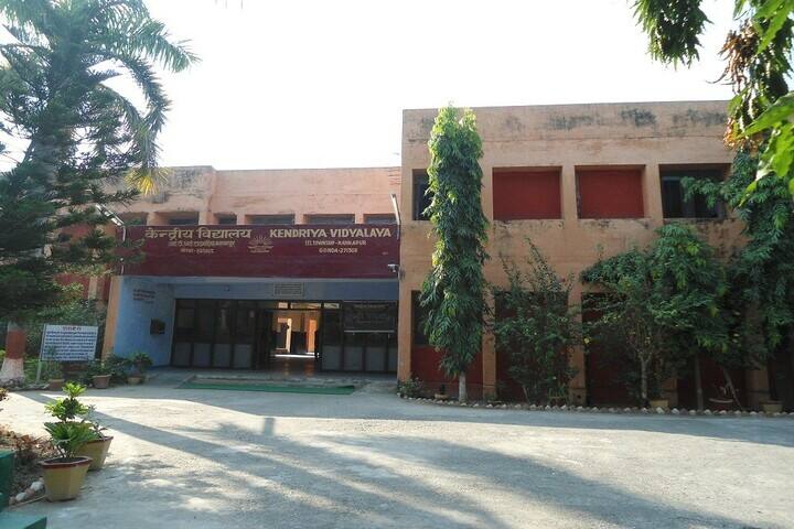 Kendriya Vidyalaya-Campus Entrance