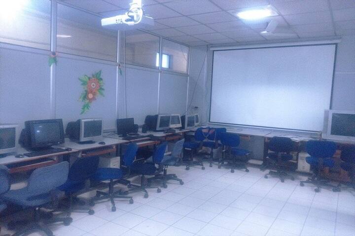 Kendriya Vidyalaya-Computer Lab