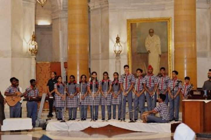 Kendriya Vidyalaya No 2-Singing