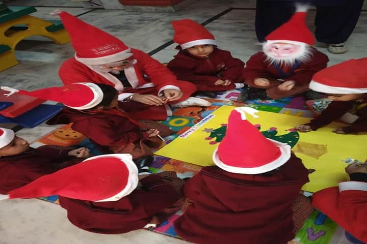 Kids Corner Happy School-Christmas Celebrations