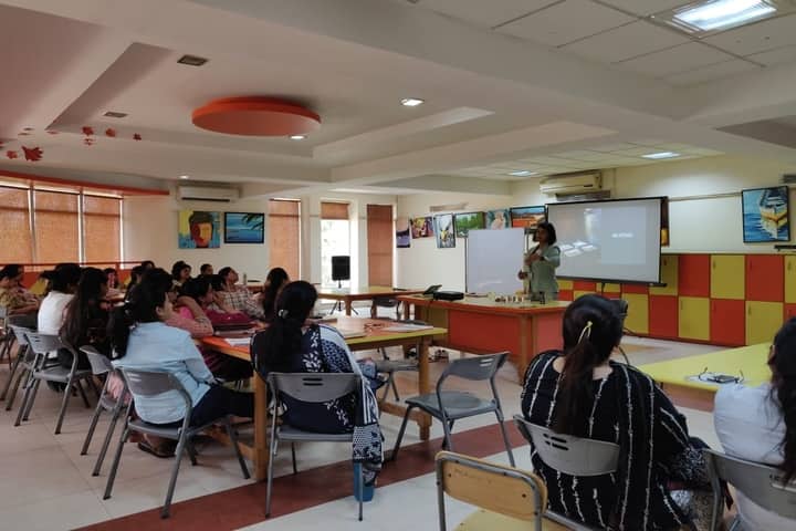 Kothari International School-Smart Class