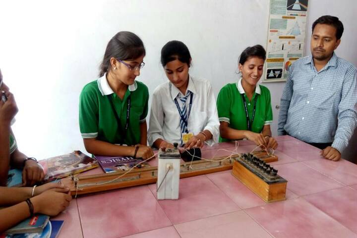 Krishna Public School-Physics Lab