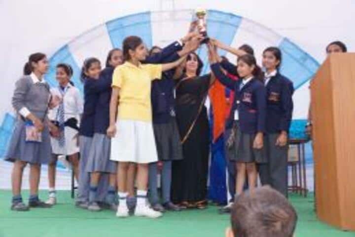 Krishna Public School-Prize Distribution