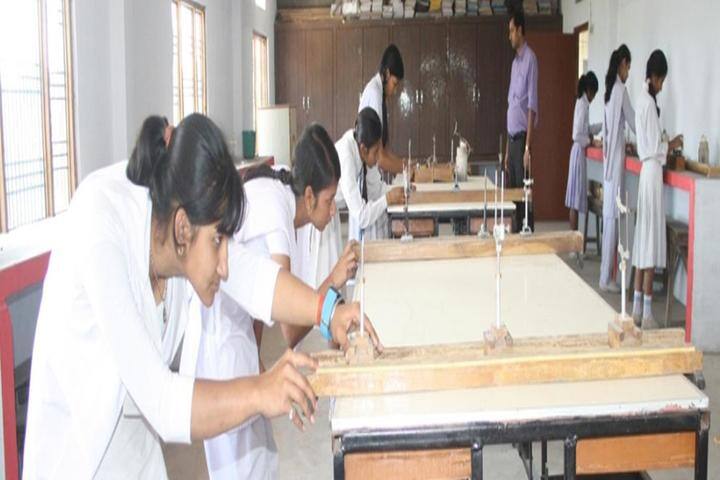 Kunwar Convent School-Physics Lab