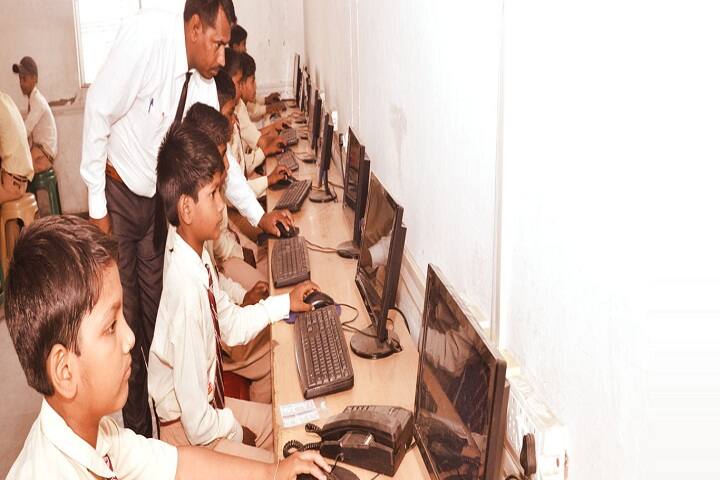 Lagna Devi Tarakant Senior Secondary School-Computer Lab