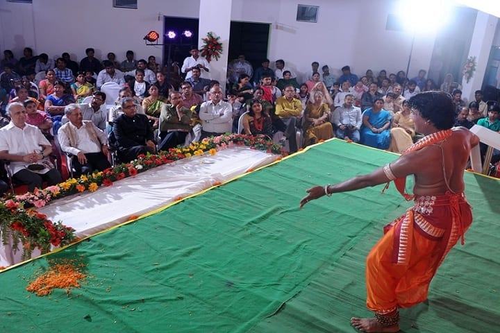 Laurels International School-Cultural Dance