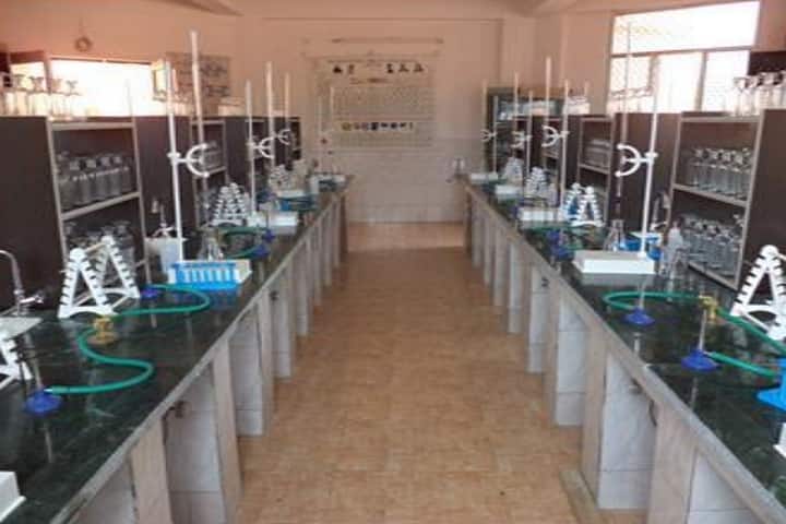 Lifeline Public School-Chemistry Lab