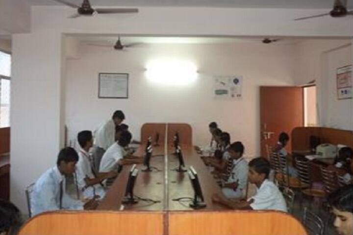 Lifeline Public School-Computer Lab