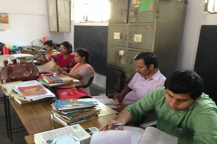 Lilawati Convent School-Staff room