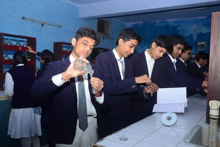 Lord Mahavira Academy-Chemistry-Lab