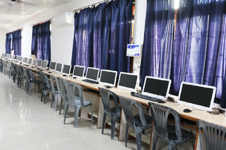 Lucknow Public School-IT Lab