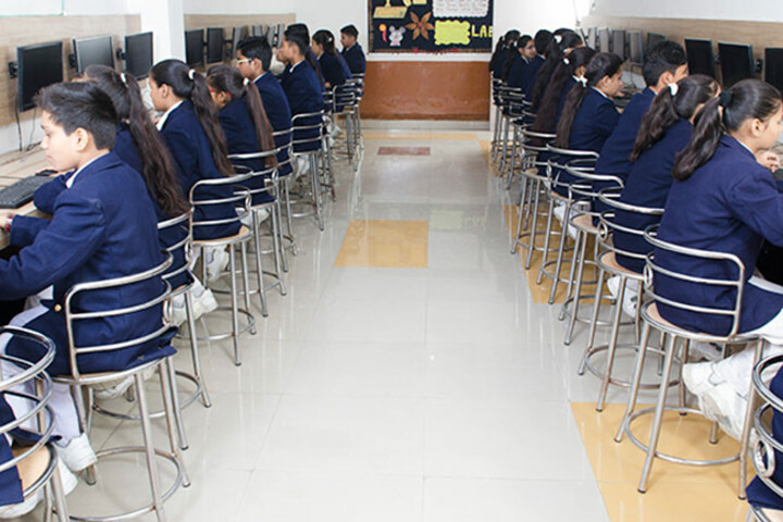 Lucknow Public School-Computer Lab