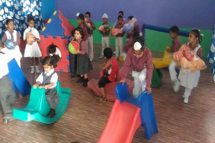 Lucky Children Junior High School-Kids Play Area