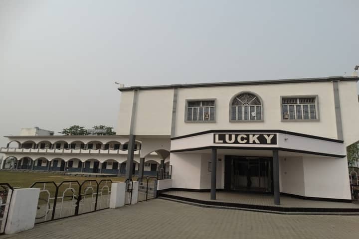 Lucky Children Junior High School-School Building