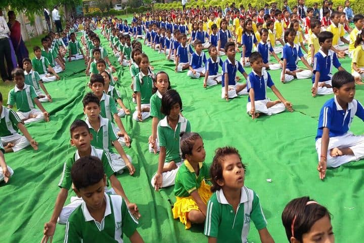 Lucky Public School-Yoga