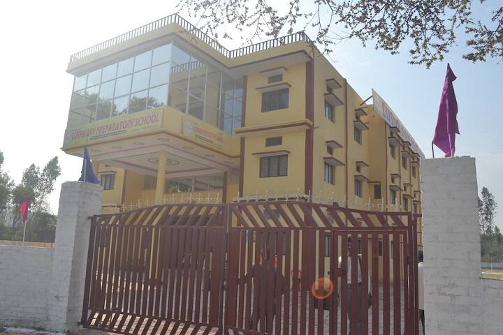 Lushkary Preparatory School-School Building