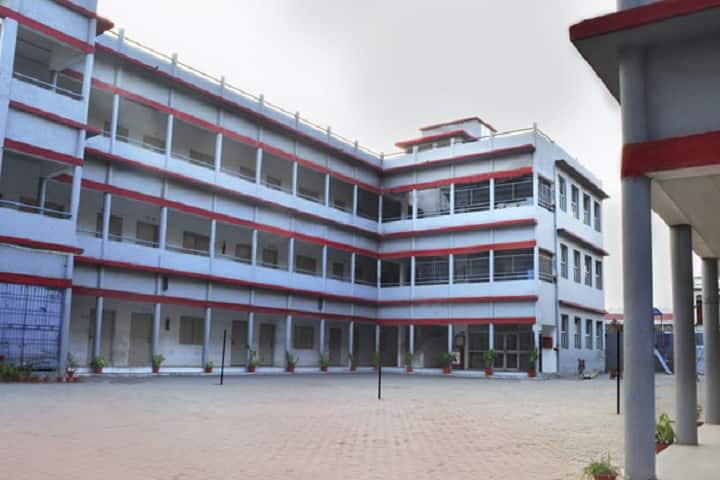 M L Convent School-School View
