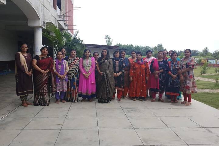 M L D Public School-Staff
