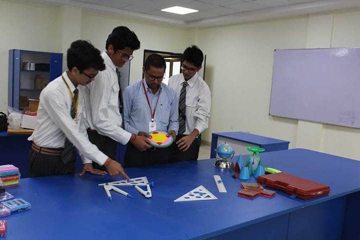 Maa Gayatri Memorial Kaushambi Presidency School-Maths-Lab