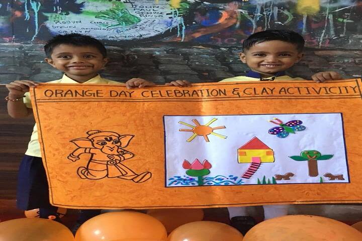 Maa Gayatri Memorial Kaushambi Presidency School-Science Exhibition